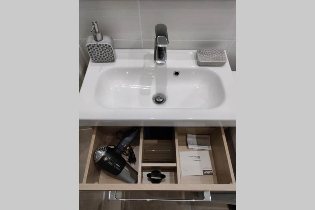 Appartamento Joli T2 Proche Vieux-Port, Terrasses Du Port Et Metro Joliette Marsiglia Esterno foto