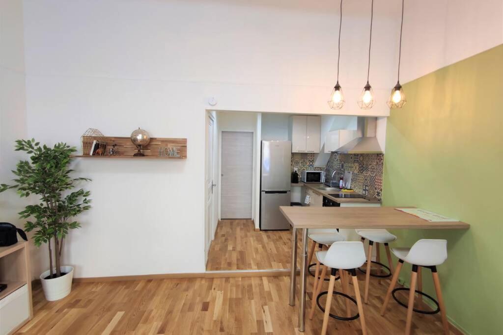 Appartamento Joli T2 Proche Vieux-Port, Terrasses Du Port Et Metro Joliette Marsiglia Esterno foto